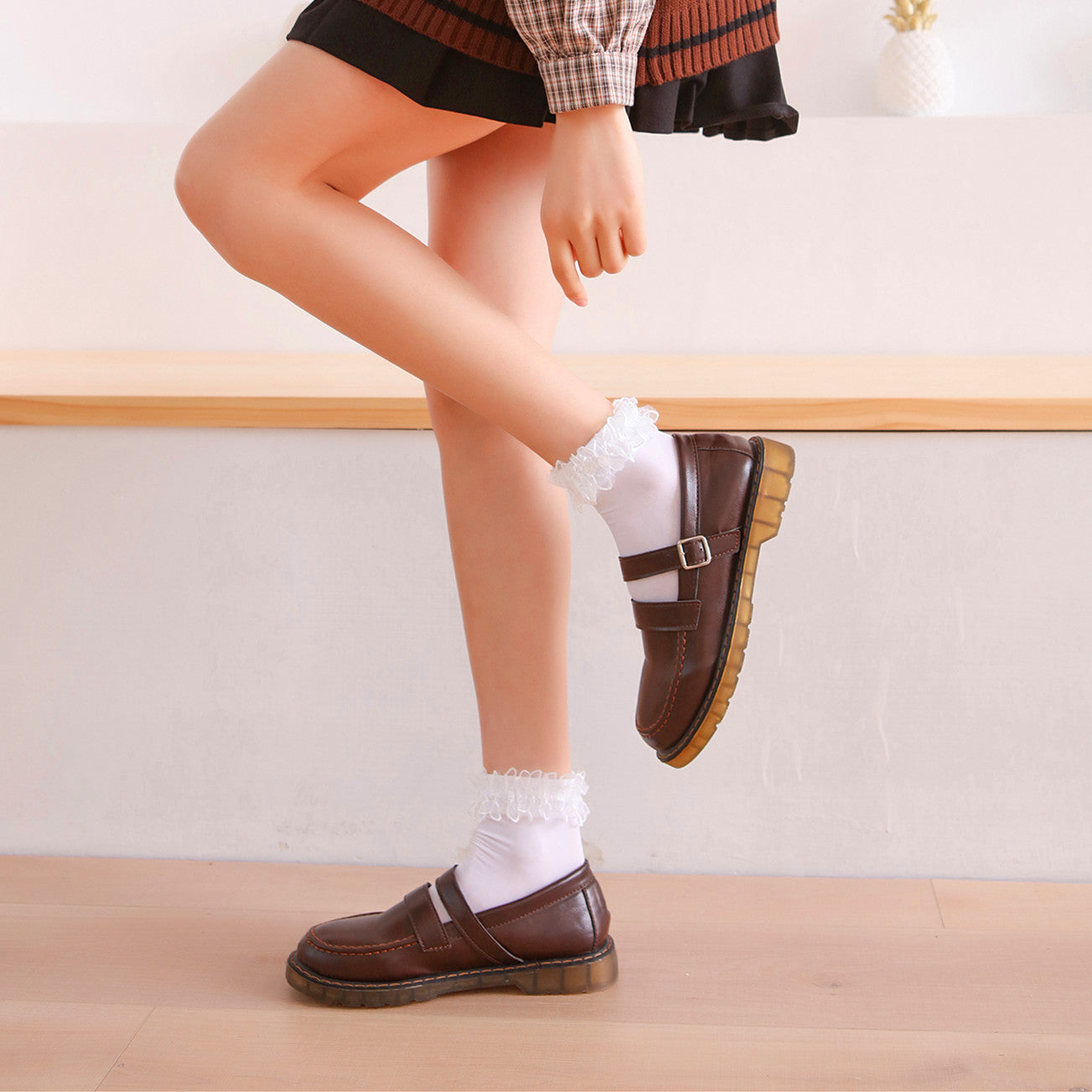Femboy socks white lace ruffle cuff lolita ankle socks pulling up