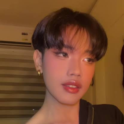 Femboy Makeup Guide for Beginners (Soft & Simple Looks)