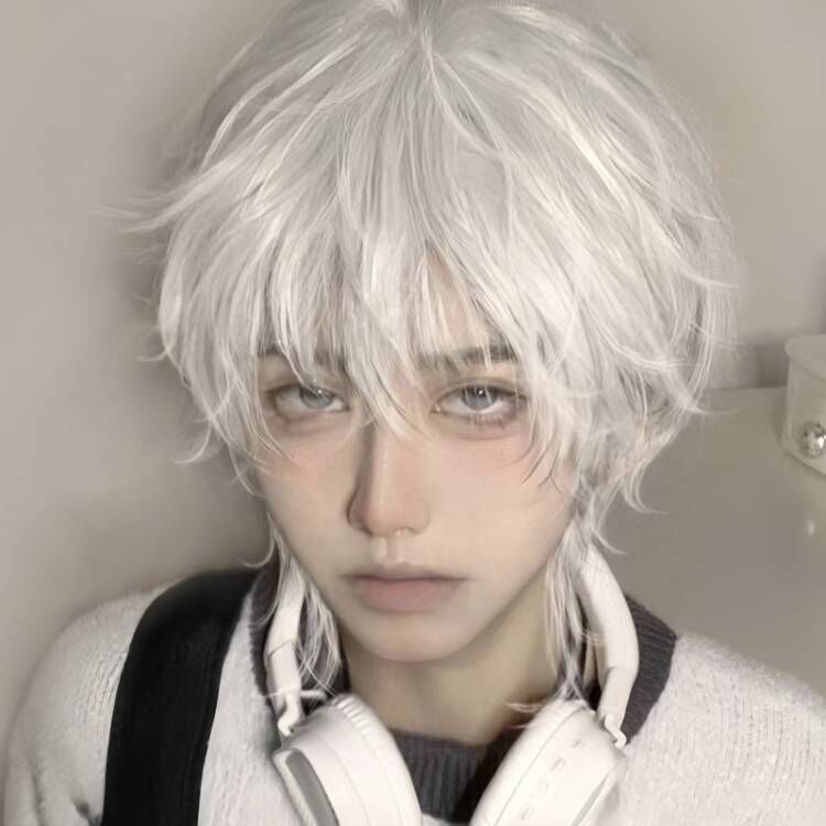 FemboyBox femboy wig white short layered cosplay heat resistant tousled